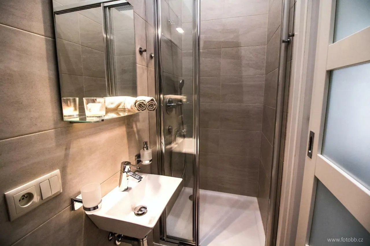 Romantic Apartment Petra - Free Parking Friday-Sunday Praga