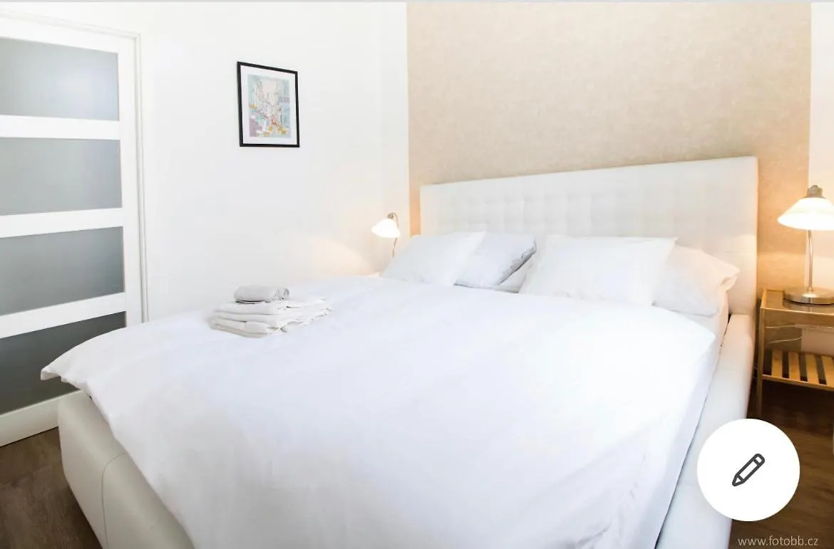 kontakty Romantic Apartment Petra - Free Parking Friday-Sunday
